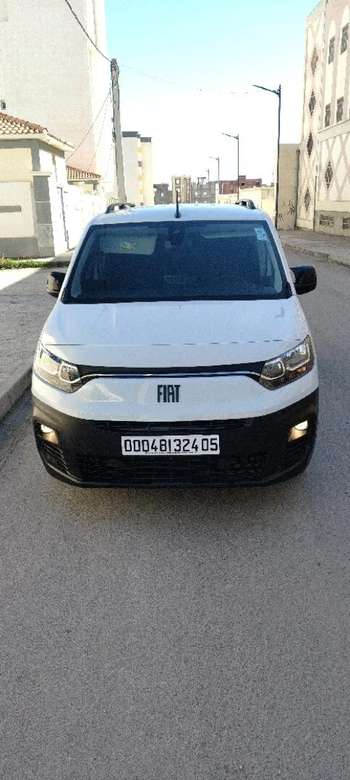 Fiat Doblo 2024 Italie