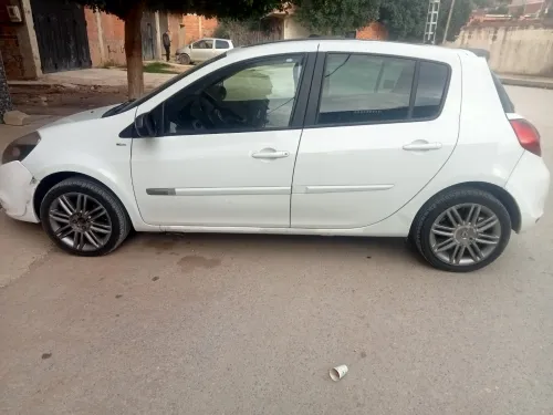 Renault Clio 3 2012 Night and Day