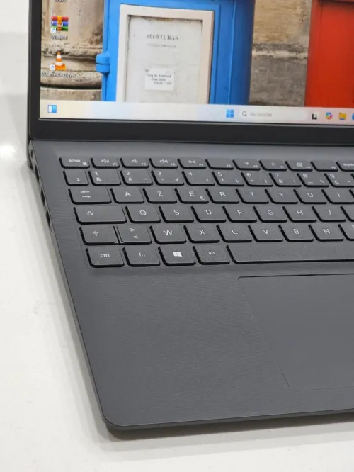 Dell vostro Ryzen 5 series 3000 15.6"p