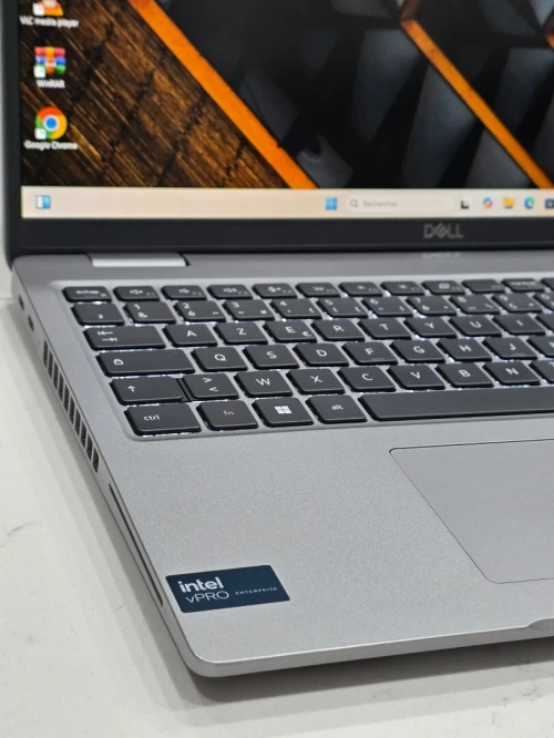 Dell Lattitude Ultra 5 vPRO 15.6"pouces
