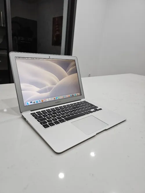 Macbook Air i5 2017 13.3"Pouces