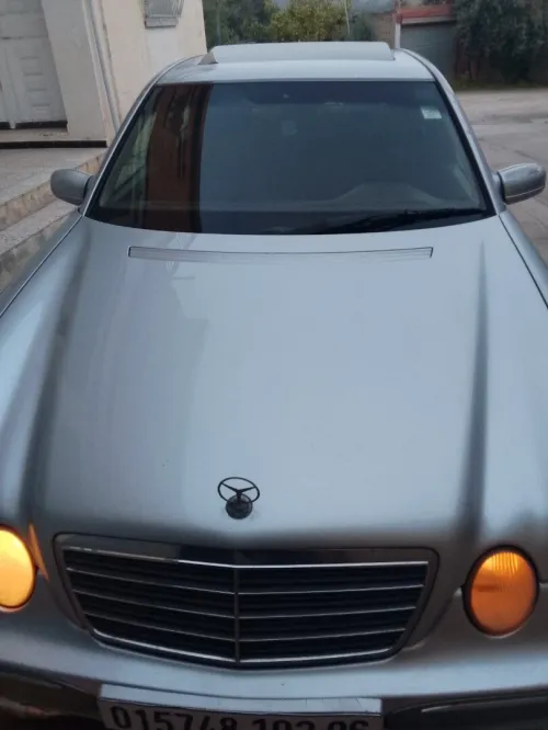 Mercedes Classe E 2002 w210  E220 Om611