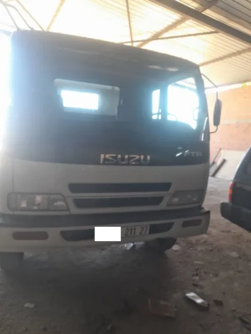 Isuzu ftr 2011