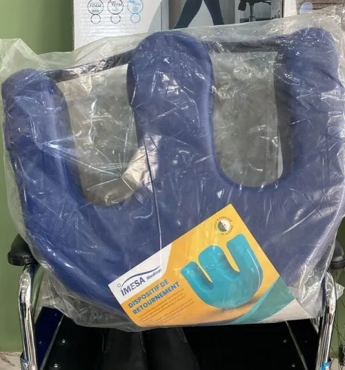 Coussin de retournement et de positionnement pour personnes âgées / malades