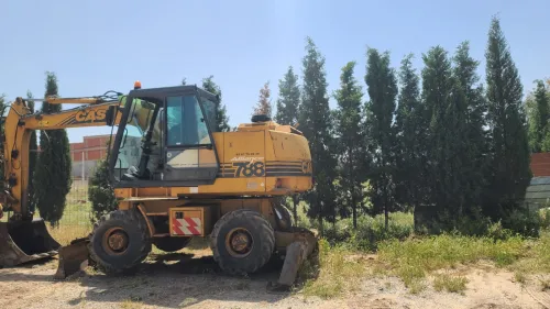Case 788p 2001