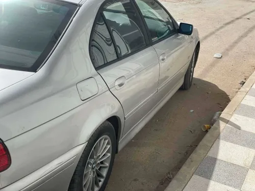 BMW Série 5 2001 