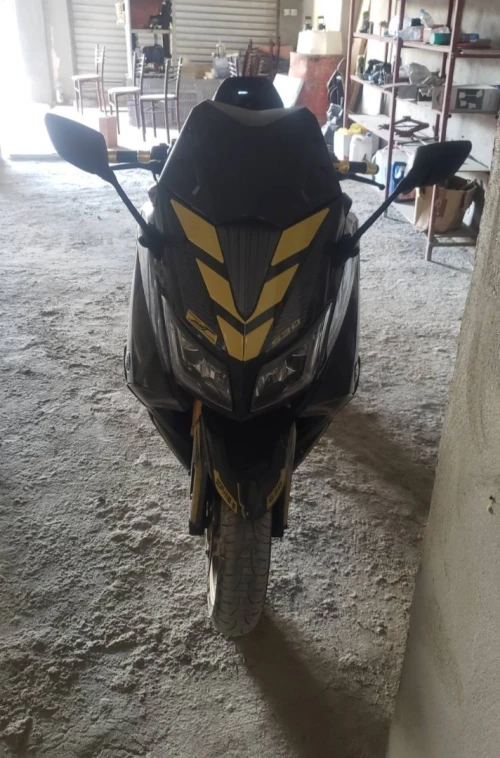 Yamaha Tmax Iron 2 2016