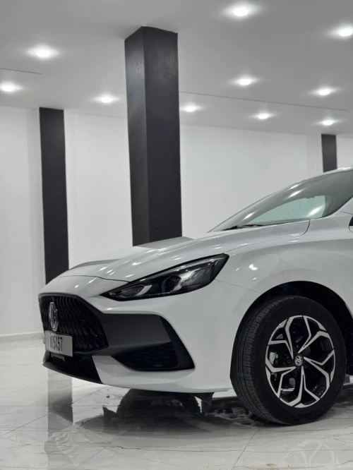 MG 5 2025 boite manuelle