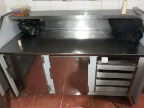 Matériel fast-food ou cafétéria 