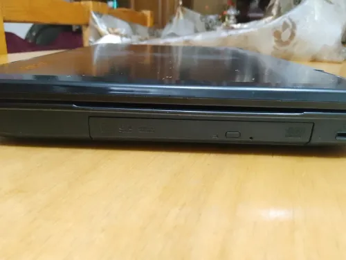Pc acer + chargeur originale مستورد من فرنسا 