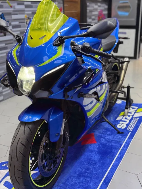 Suzuki L8 E 2019
