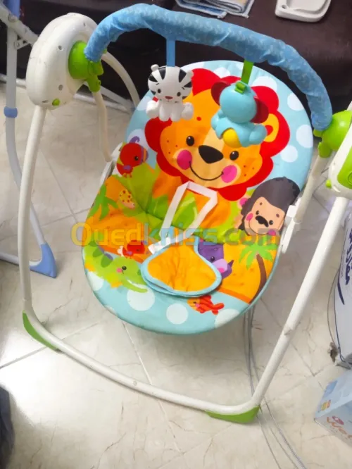 balançoire bébé electrique