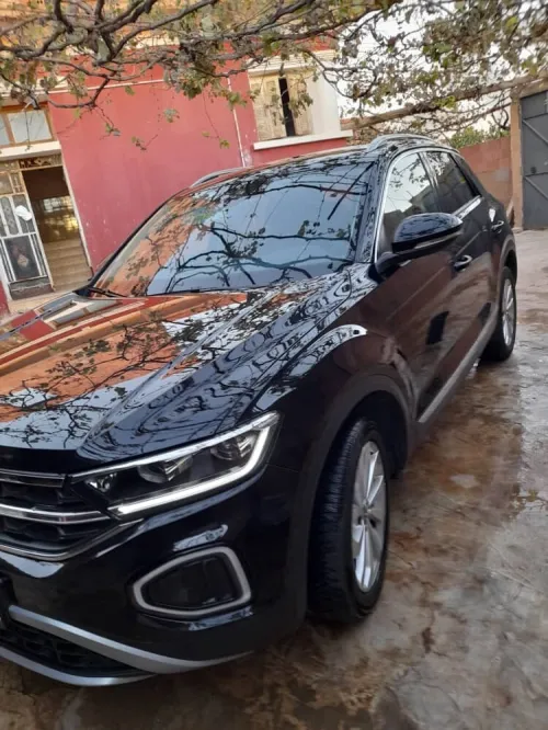 Volkswagen T-Roc 2023 