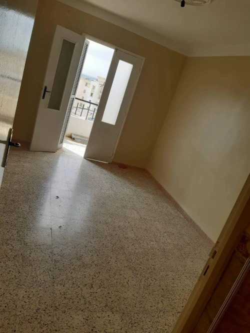 Location Appartement F3 Alger Hraoua