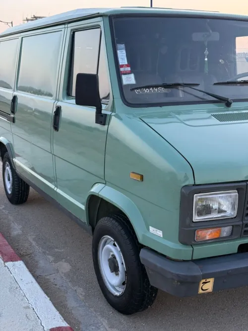 Peugeot J5 1986