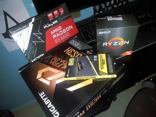 PC GAMER RAYZEN 5 5500 RX 6600 16GB RAM DDR4