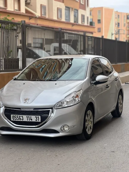 Peugeot 208 2014 