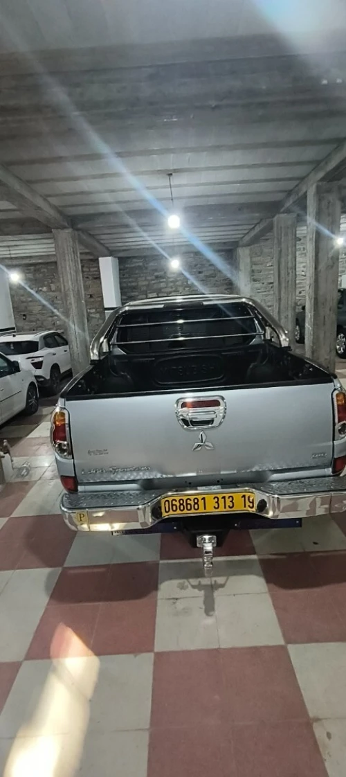 Mitsubishi L200 2013 Doube cabine Evolution