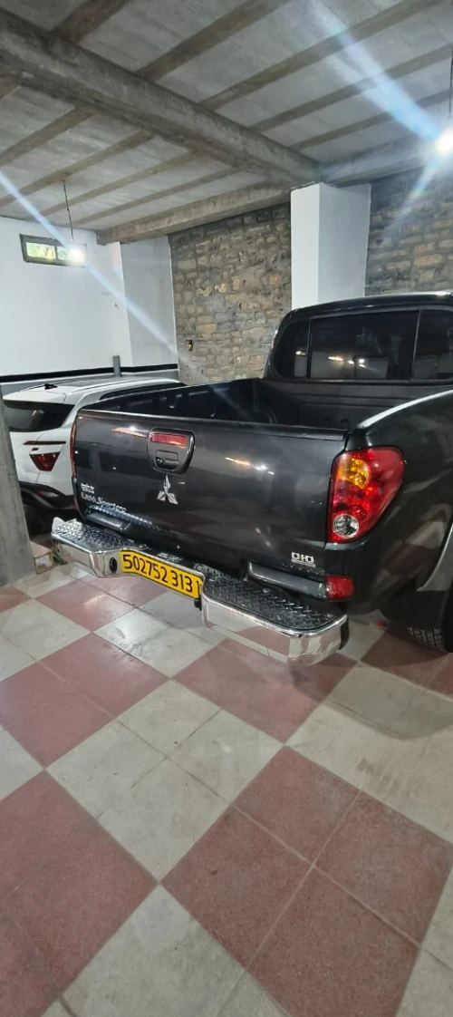 Mitsubishi L200 2013 Doube cabine Evolution