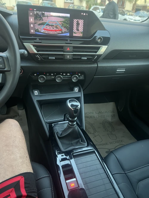 Citroen C4 shine 2023 Finition max