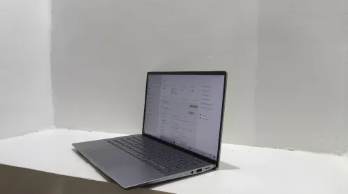 ASUS ZenBook 14 | Ryzen 5 + NVIDIA MX350 (2GB) | État Neuf (Caba)