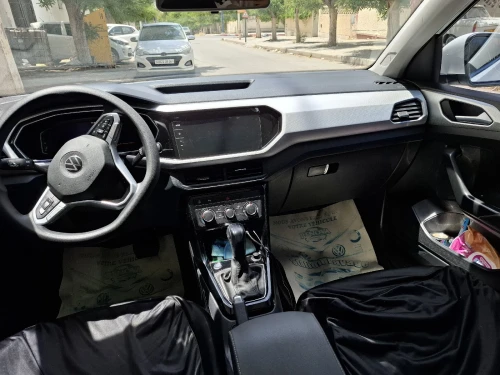 Volkswagen TACQUA 2025 R line