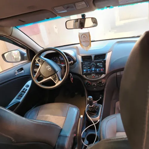 Hyundai Accent RB  4 portes 2018 GL DZ