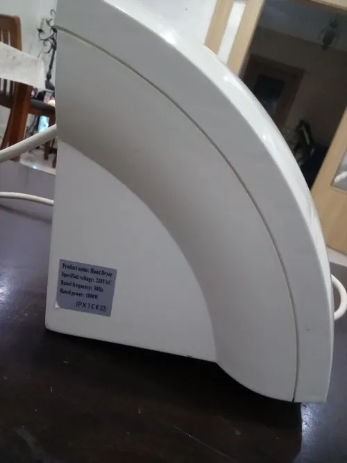 Seche main automatique