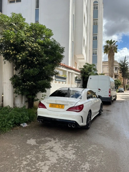 Mercedes CLA 2014 Coupé Exclusif + AMG 