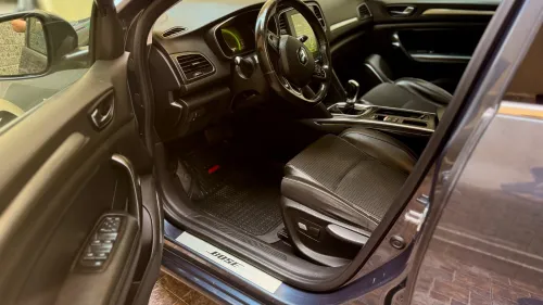 Renault Megane 4 2017 BOSS