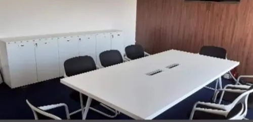 Table de réunion