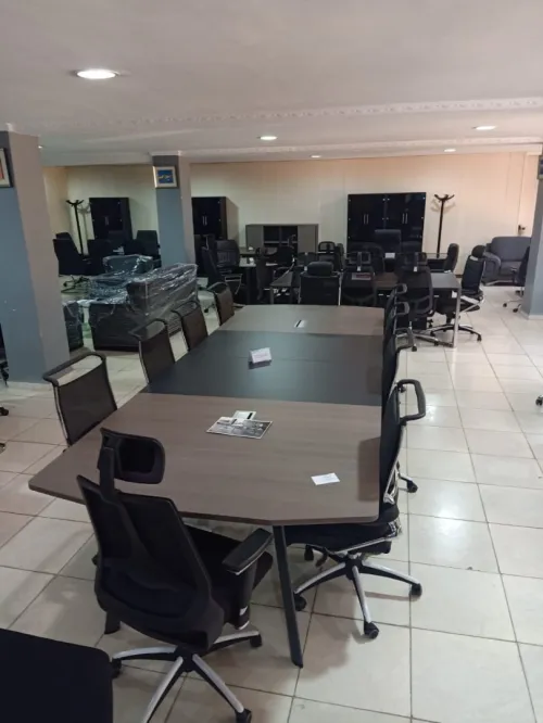 Table de réunion