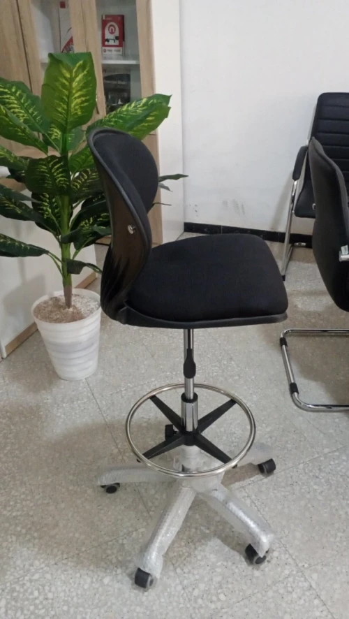 CHAISE LABO