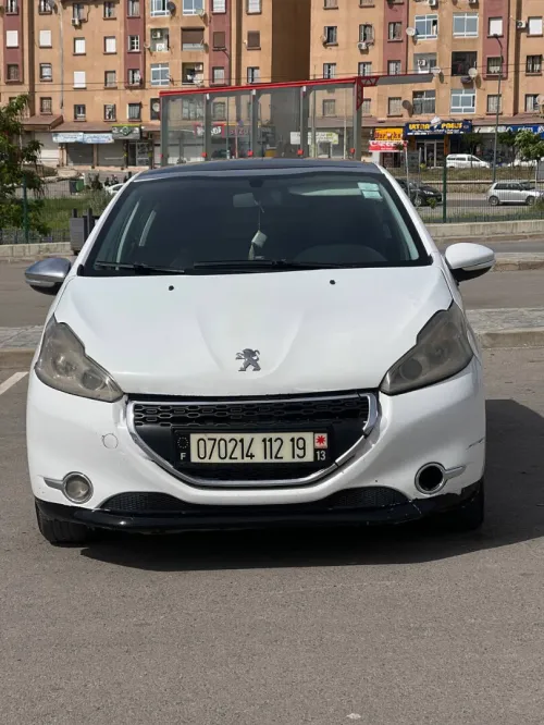 Peugeot 208 2012 Allure