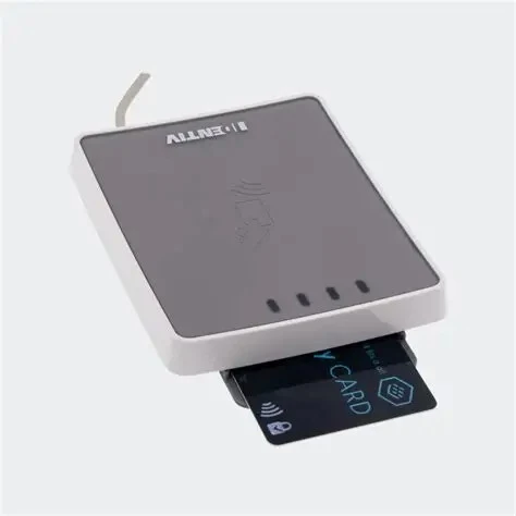 IDENTIV uTrust 4701F Dual Interface Reader ET lecteur de carte à puce dual