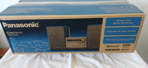 Vend PANASONIC CHAINE  HI FI ORIGINAL Bluetooth CD USB ,,,Venu Caba Belgique