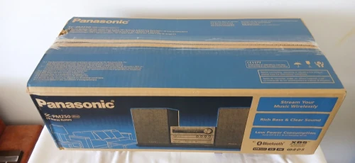 Vend PANASONIC CHAINE  HI FI ORIGINAL Bluetooth CD USB ,,,Venu Caba Belgique
