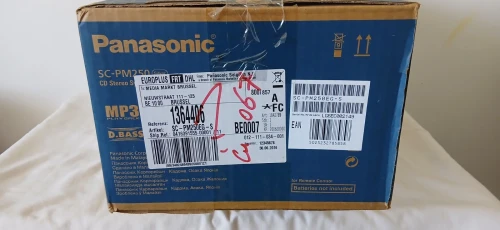 Vend PANASONIC CHAINE  HI FI ORIGINAL Bluetooth CD USB ,,,Venu Caba Belgique