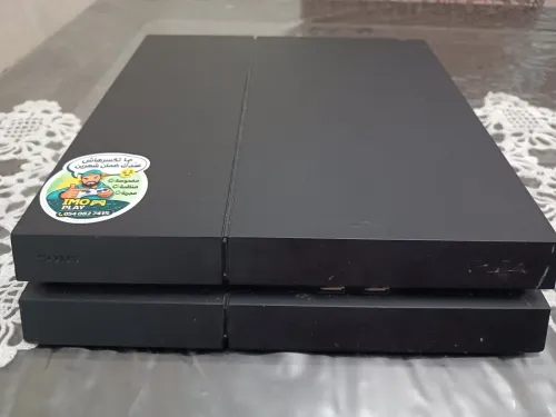 Ps4 fat flashe 500g avec 9 jeux version