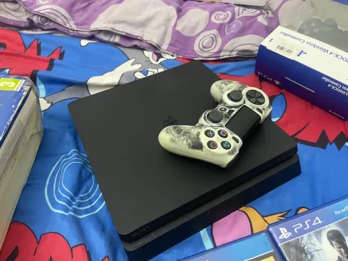 Ps4 slim