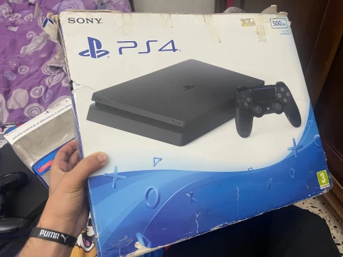 Ps4 slim