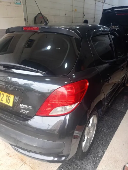 Peugeot 207 HDI 2012 Allure la toute options