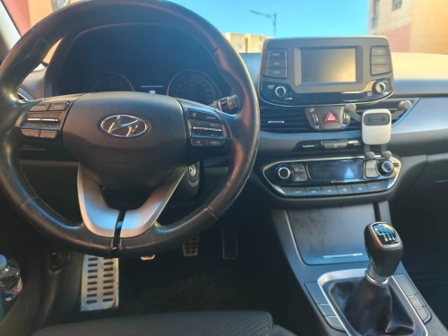 Hyundai i30 2019 Toute options