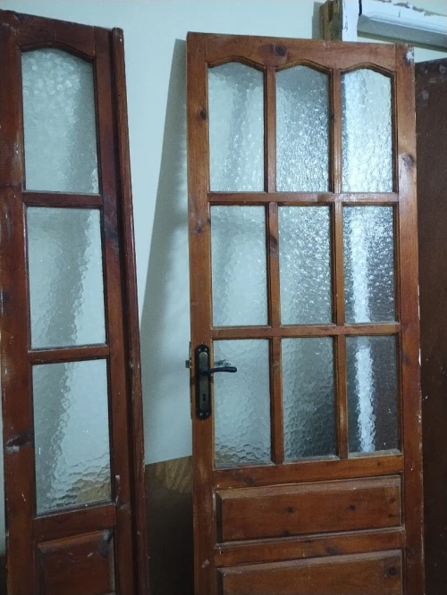 Portees en bois bonne état