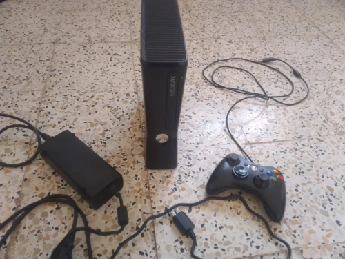 Xbox 360 Slim