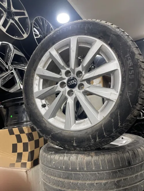 4 jante audi A1 par 16 original