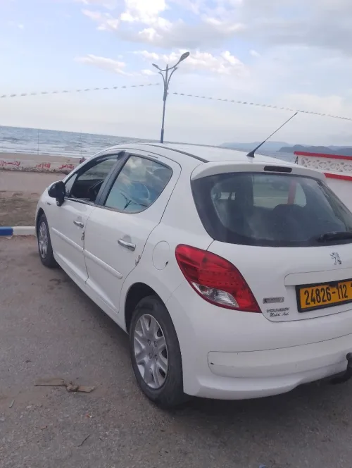 Peugeot 207 2012 207