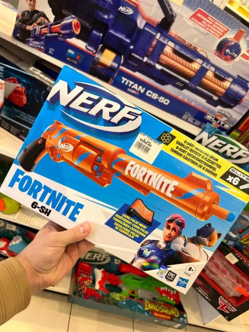 Un lot de jouets européen