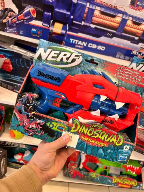 Un lot de jouets européen