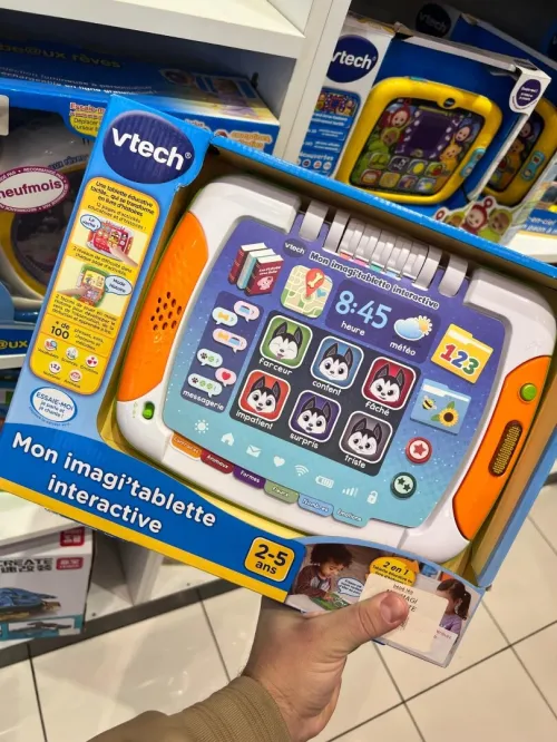 Un lot de jouets européen